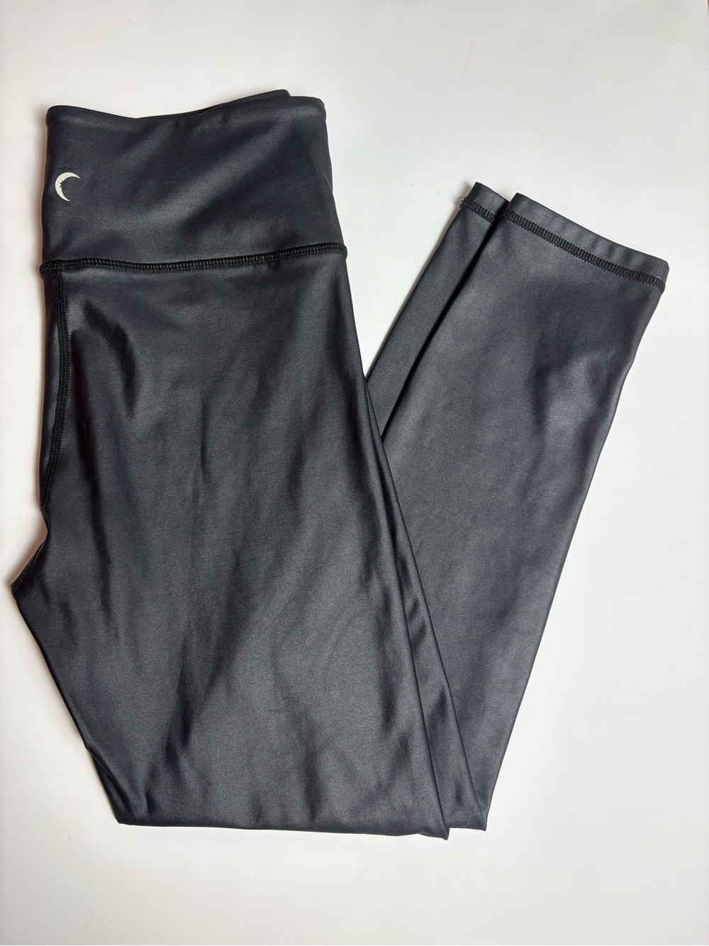 Zyia Shiny Black Leggings Women’s Medium